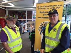 Lions Brian and Bern collecting in Oct